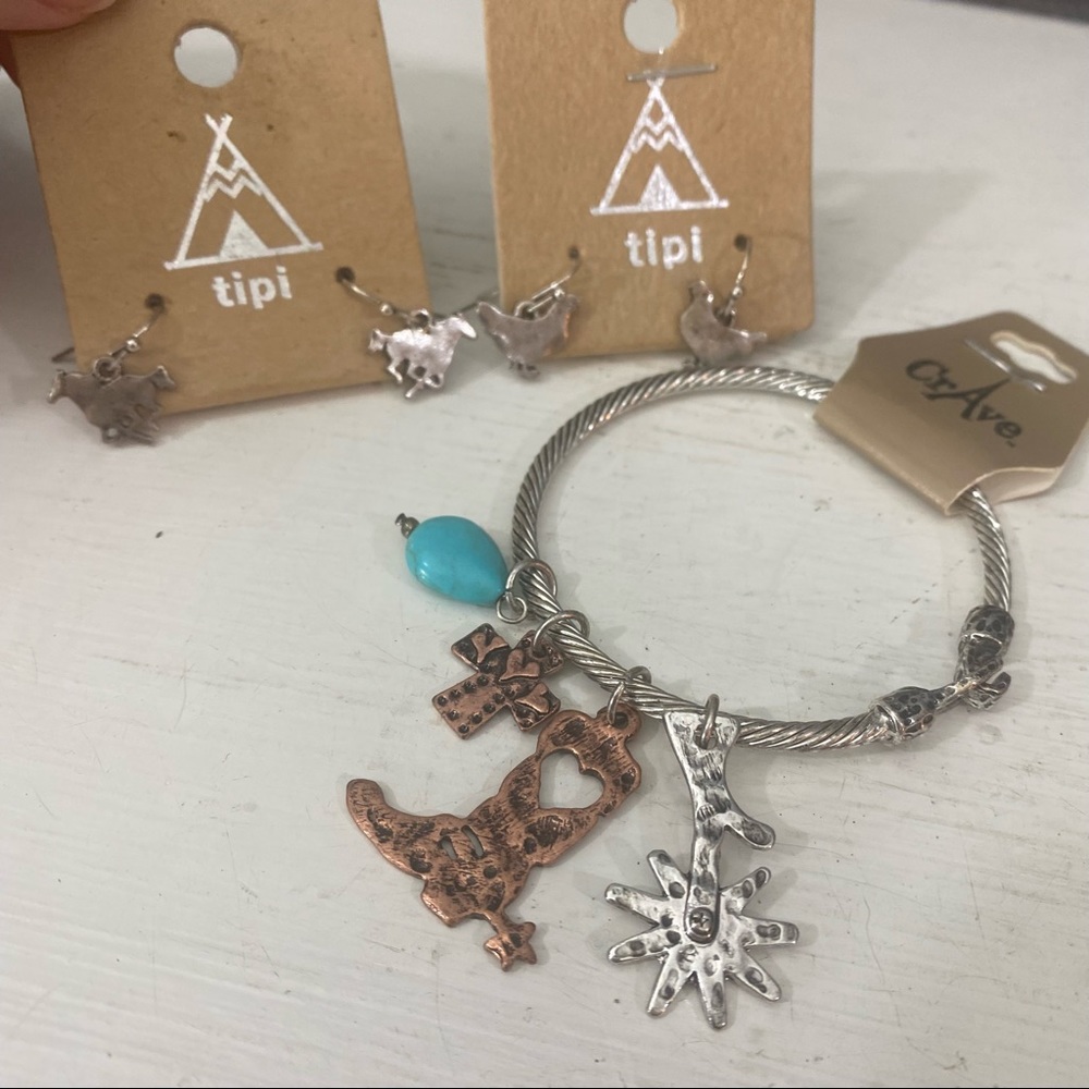 New Western Jewelry Set ~ Bracelet And Earrings